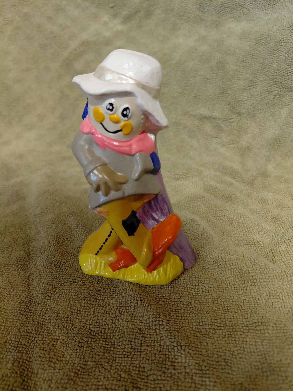 Whimsical Scarecrow Figurine Toy - White Hat, Yellow & Gray